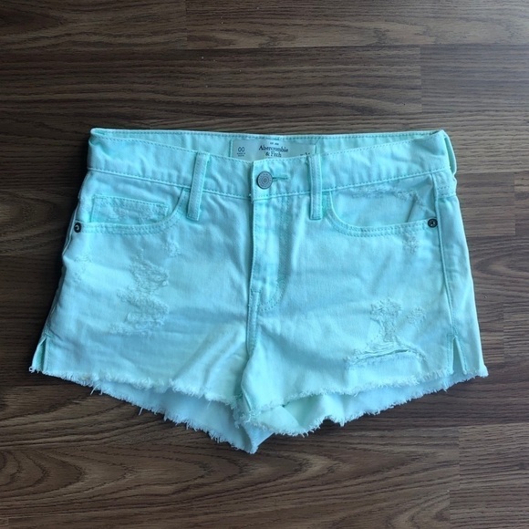 Abercrombie and Fitch  Distress Shorts Size 00 - Picture 6 of 16